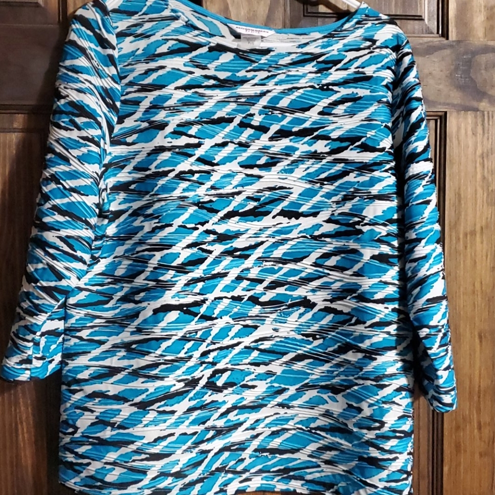 Ladies top.